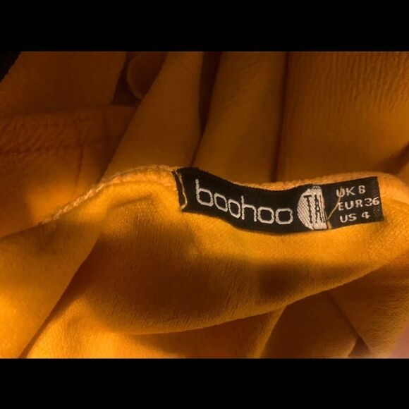 Boohoo Basic Spaghetti Strap Bodysuit Sz 4 - Picture 4 of 6